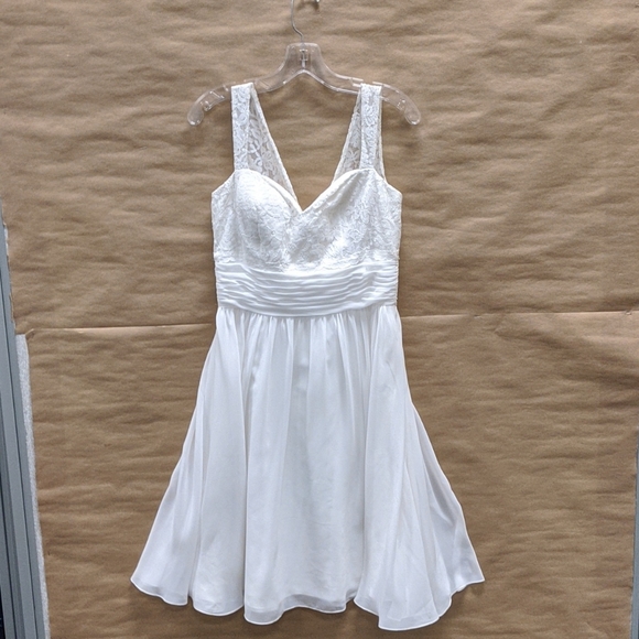 Dress - Picture 1 of 2